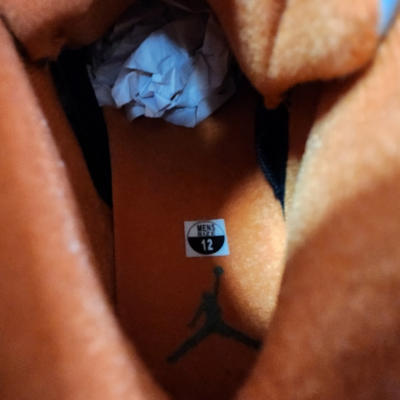 Size 12 - Air Jordan 5 Retro 2024 Olive Green Orange Suede (DD0587-308) - Picture 9 of 10